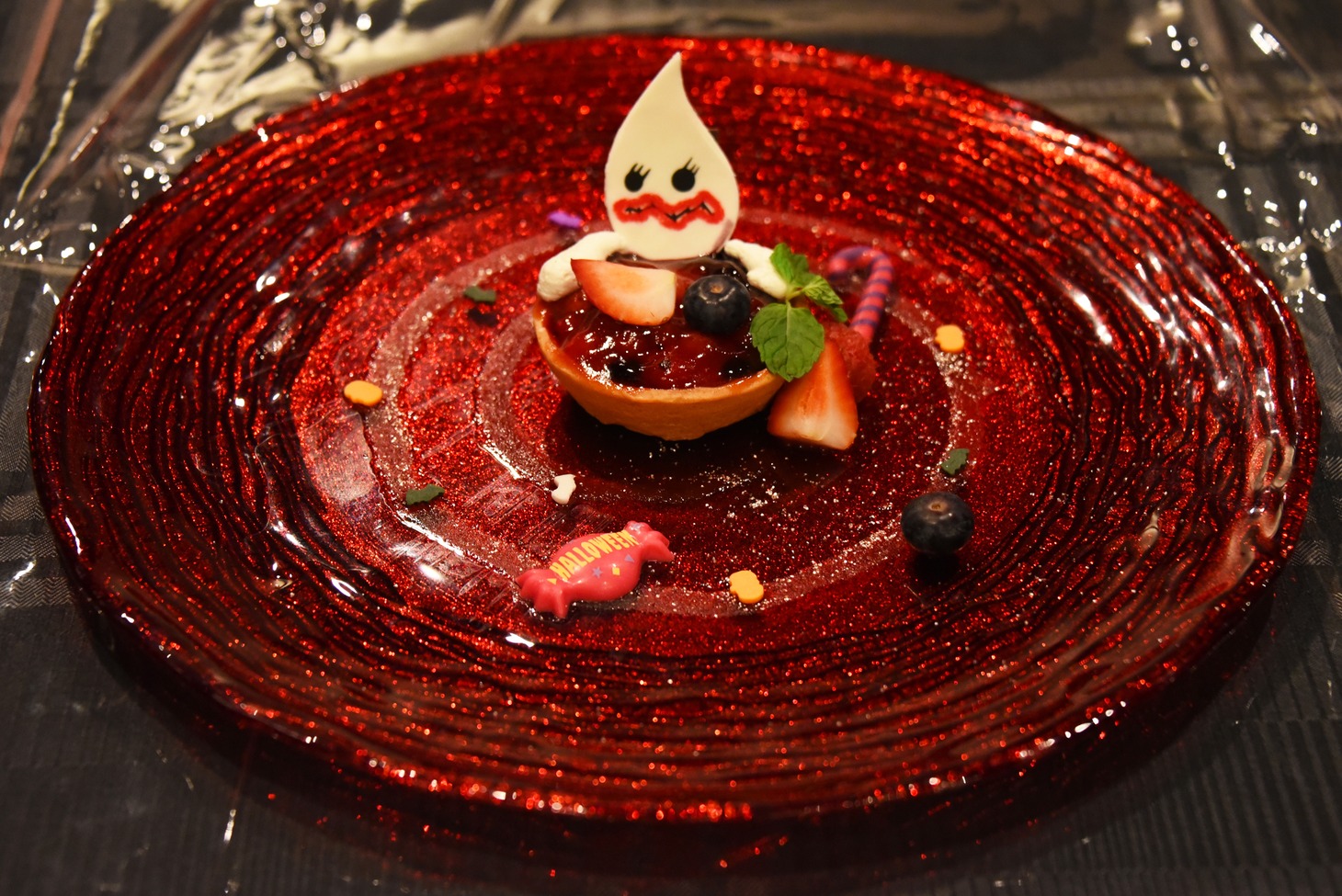 「ペニュ食べすぎベリータルト」