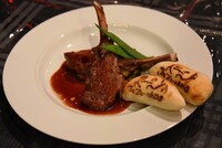 「マイエルが殺戮した“アレ”の肉」