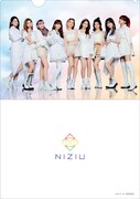 人気画像3位は「NiziU×ローソンキャンペーンが11月にスタート、オンラインミーグリほか特典多数」より、「NiziUデビュー応援キャンペーン」先着数量限定オリジナルクリアファイル。