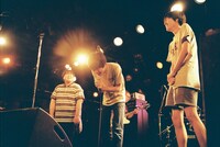 2015年8月24日に愛知・名古屋CLUB QUATTROで行われた「出張版 月光密造の夜 名古屋編」の様子。