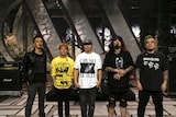 左からKAZUYA(BOMB FACTORY)、Kj(Dragon Ash)、KYONO、HIROMITSU(AIR SWELL、deadbites、OXYMORPHONN)、DUTTCH(UZMK)。
