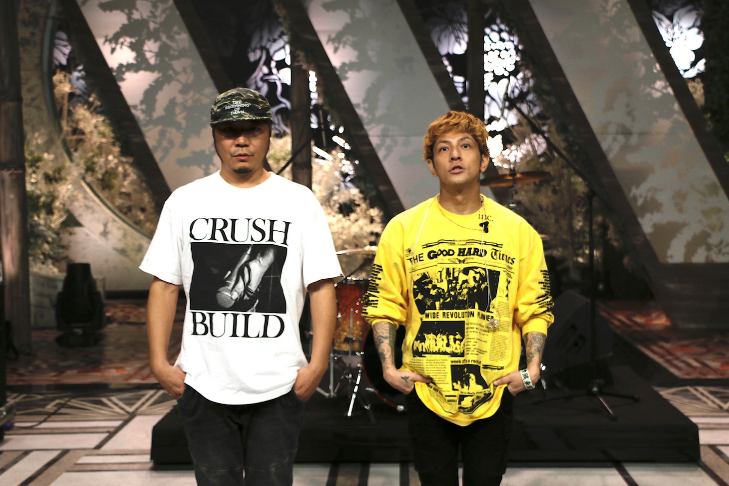 左からKYONO、Kj（Dragon Ash）。