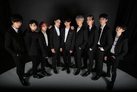 SUPER★DRAGON「STAY STRONG.」のメッセージと共に新曲「BLACK BOX」のMV公開