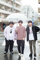 左から澤部渡、吉田靖直、川辺素。