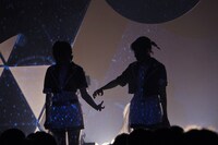 amiinA last one man live「Avalonia 〜beyond the clouds〜」の様子。（撮影：シガテルミ）