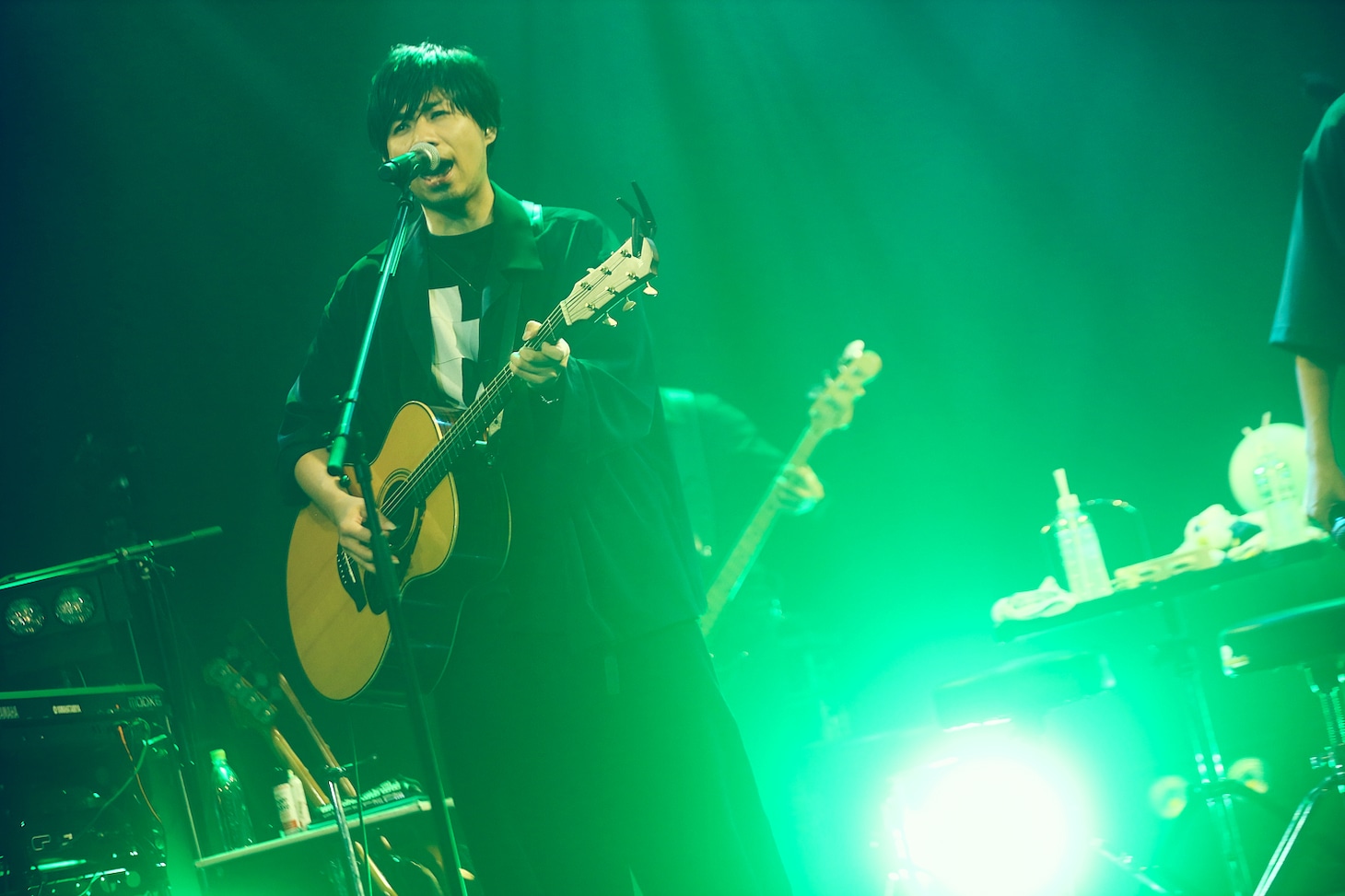 吉田結威（G, Vo）（撮影：後藤壮太郎）