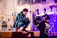 谷中敦（Baritone Sax）（撮影：青木カズロー）