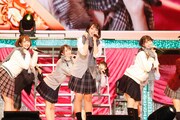 「=LOVE ≠ME スペシャルコンサート『24girls 2020』」の様子。（写真提供：代々木アニメーション学院）