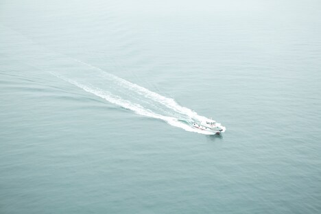 「The Lonely Surfer」のイメージ画像。（撮影：今井正由己）