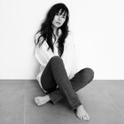 小西真奈美が自身作詞の「君とはもう逢えなくても」MV公開、アルバム発売日に配信ライブ