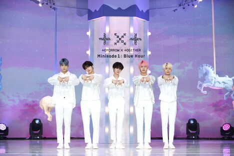 「TOMORROW X TOGETHER ONLINE GLOBAL PRESS CONFERENCE」より。(c)Big Hit Entertainment