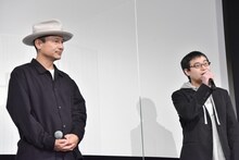 左から渡辺俊美、登生親子。