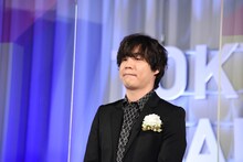 楢崎誠（B, Sax）