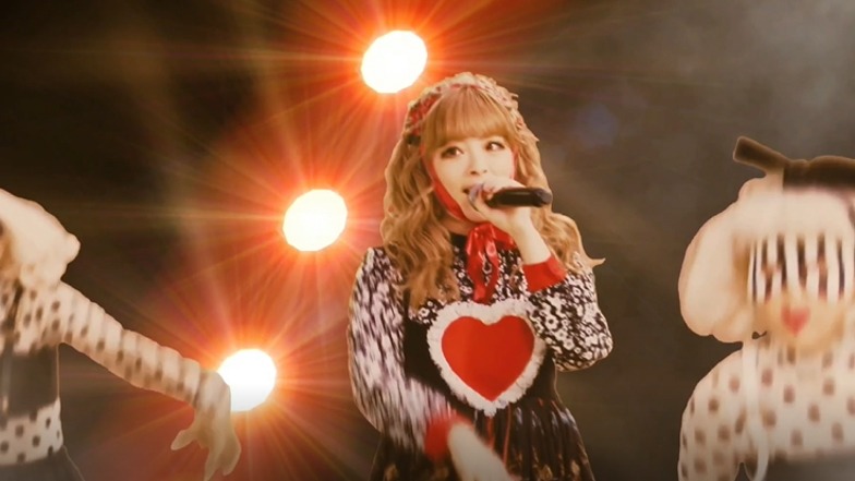 「バーチャル渋谷 au 5G ハロウィーンフェス」オープニングレセプションでのきゃりーぱみゅぱみゅ。