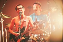 突然少年（撮影：山川哲矢）