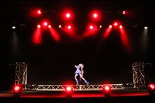 ミライアカリ「Mi:LIVE 2020 AKARI→START」の様子。