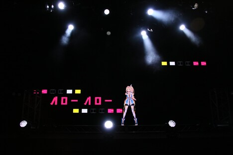 ミライアカリ「Mi:LIVE 2020 AKARI→START」の様子。