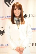 菅井友香（櫻坂46）