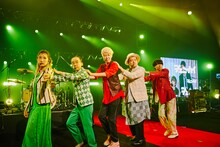 ジェニーハイ「ベイビージェニー」より。（撮影：井手康郎）