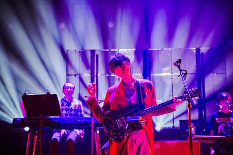 ジェニーハイ「ベイビージェニー」より。（撮影：井手康郎）