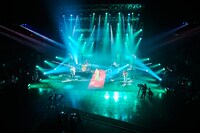 ジェニーハイ「ベイビージェニー」より。（撮影：井手康郎）