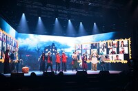 左から佐藤大樹、陣、深堀未来、奥田力也、木村慧人、世界、武知海青、山本彰吾、藤原樹、鈴木昂秀。（写真提供：LDH JAPAN）