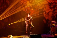 「NEXT」を歌う数原龍友（GENERATIONS from EXILE TRIBE）。（写真提供：LDH JAPAN）