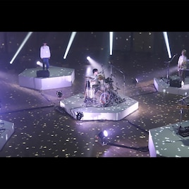 BBHF、北から南へ旅する青年の物語を描いた2枚組大作をオンラインライブで完全再現