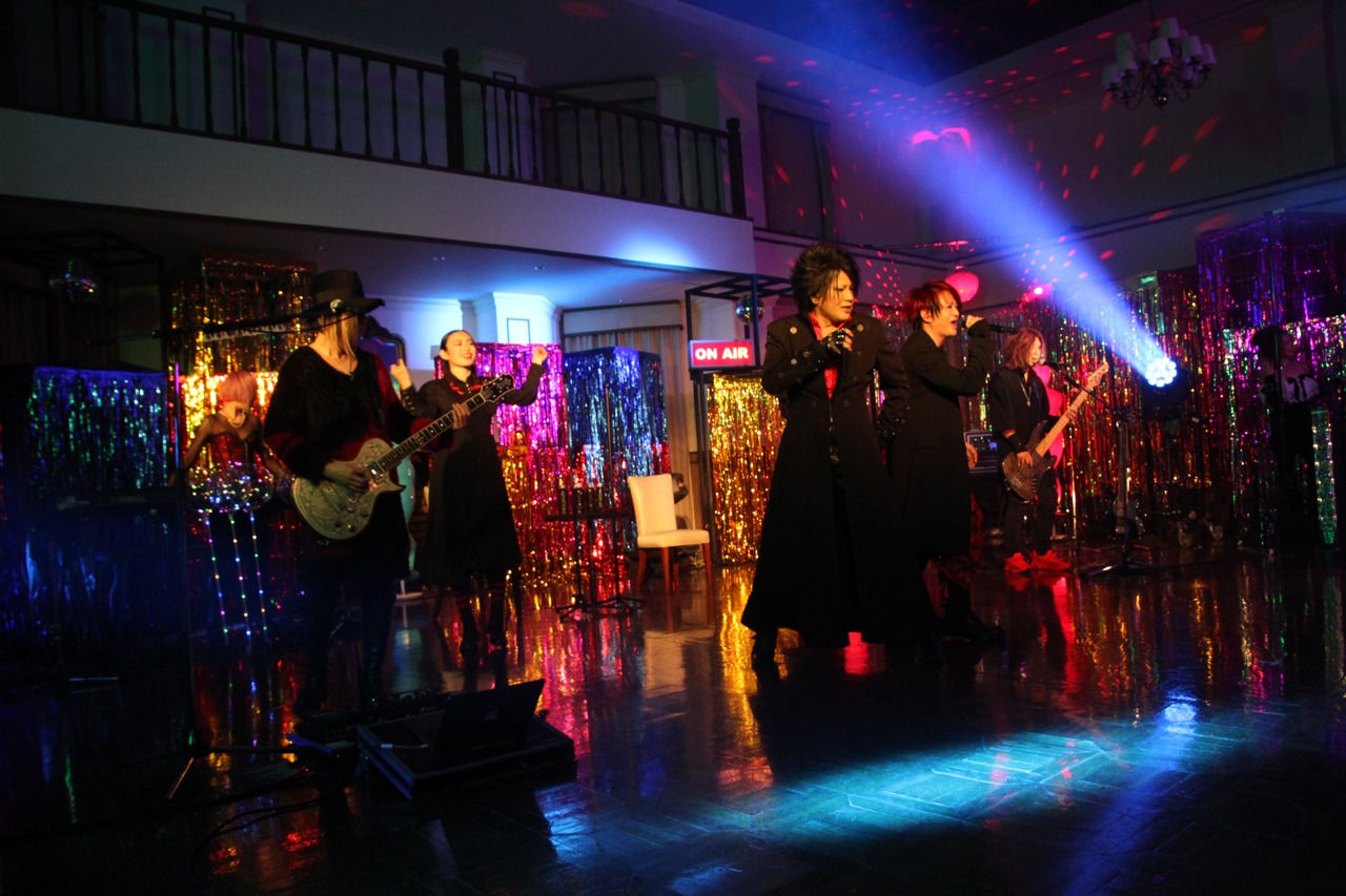 「GLAY app presents PREMIUM HALLOWEEN NIGHT Vol.05 LIVE at HOME」の様子。