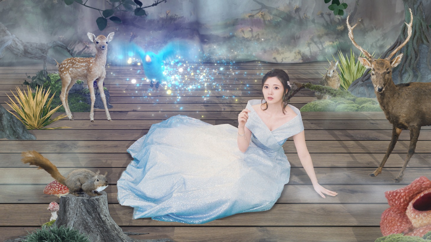 外為どっとコム新テレビCM「白石しらないし」編より。