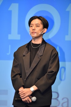 Produce 101 Japan シーズン2始動 トレーナー陣や応募概要発表 会見レポート 写真13枚 音楽ナタリー Produce 101 Japan シーズン2始動 トレーナー陣や応募概要発表 会見レポート 写真13枚 音楽ナタリー