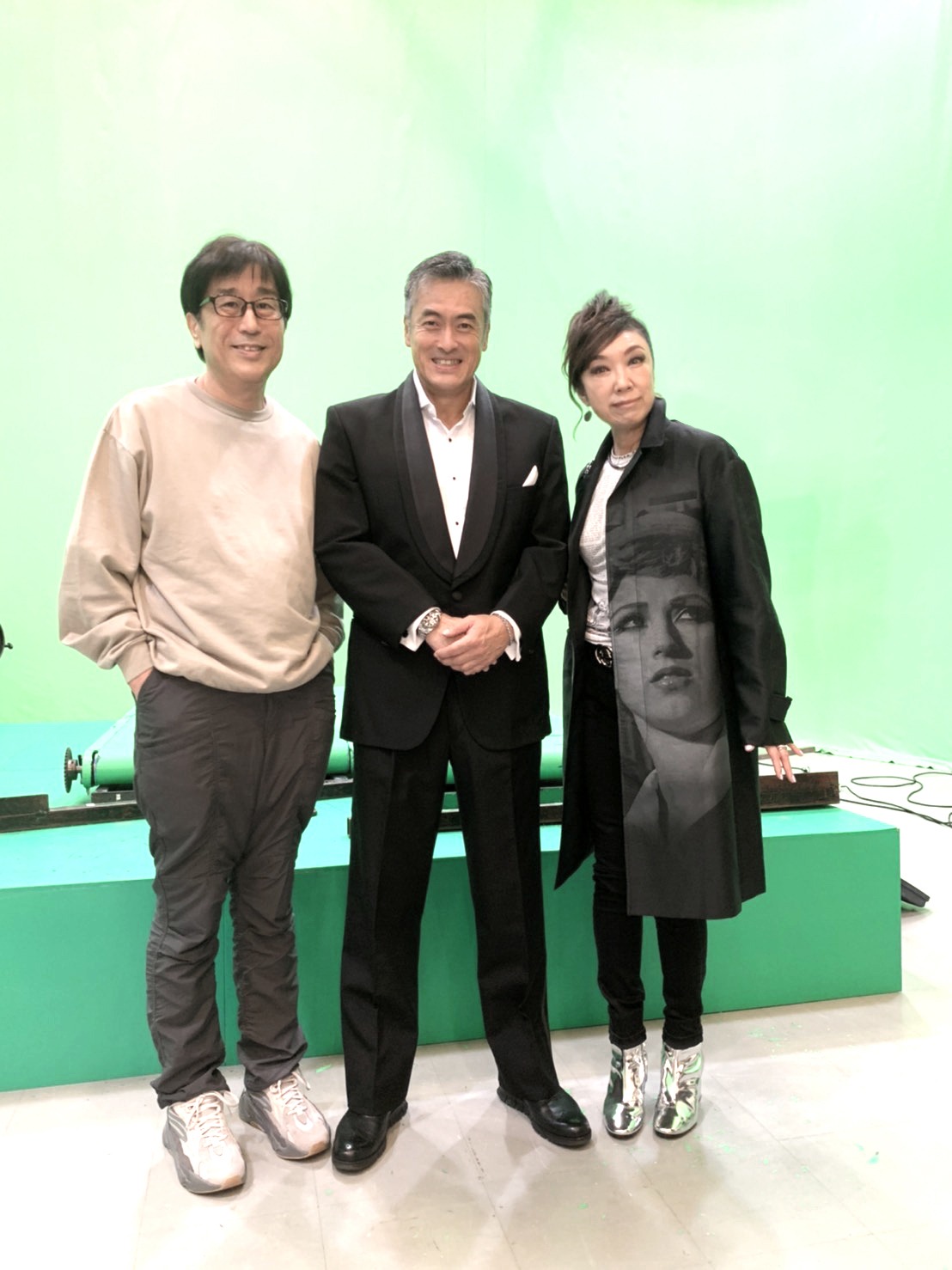 左から松任谷正隆、玉塚元一、松任谷由実