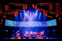 GRAPEVINE「GRAPEVINE FALL TOUR」最終公演の様子。（Photo by Taku Fujii）