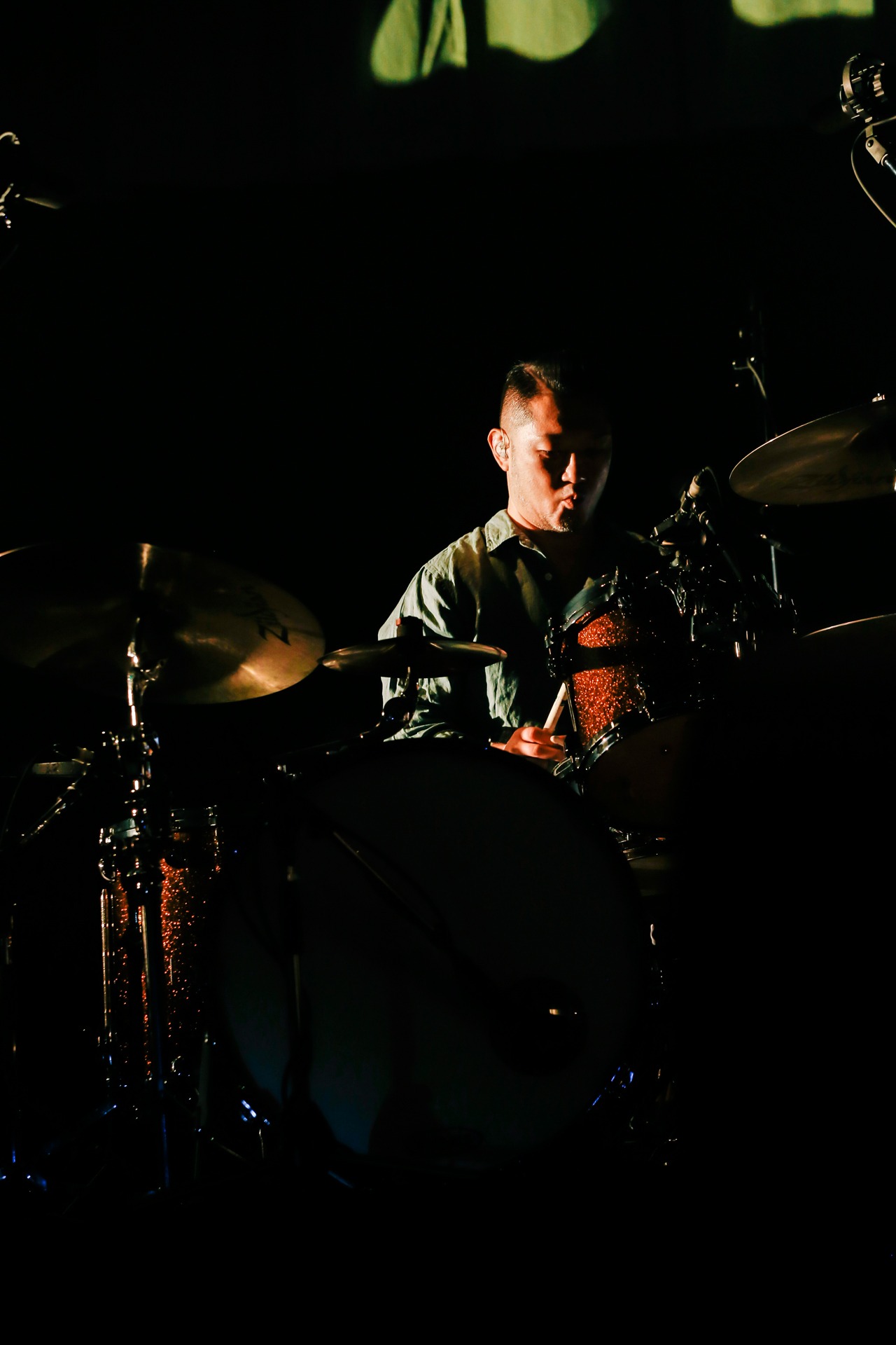 亀井亨（Dr）（Photo by Taku Fujii）