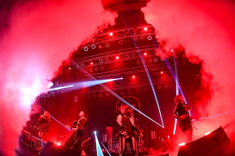 我儘ラキア「Killboredom TOUR 2020 supported by MAWA LOOP TOKYO EXTRA 2020」より。（Photo by Teppei Kishida）