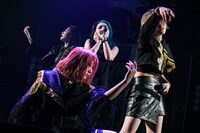 我儘ラキア「Killboredom TOUR 2020 supported by MAWA LOOP TOKYO EXTRA 2020」より。（Photo by Teppei Kishida）