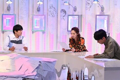 左から劇団ひとり、ファーストサマーウイカ、DJ 松永。 (c)ytv