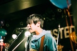 WATARU.S(Vo, G)(Photo by Chiaki Machida)
