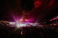 「Creepy Nuts One Man Live『かつて天才だった俺たちへ』日本武道館公演」の様子。（Photo by umi hayato）（Retouched by HiroyaBrian）