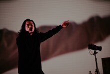 R-指定（Creepy Nuts）（撮影：サマーエンドブルーリオ）（Retouched by HiroyaBrian）