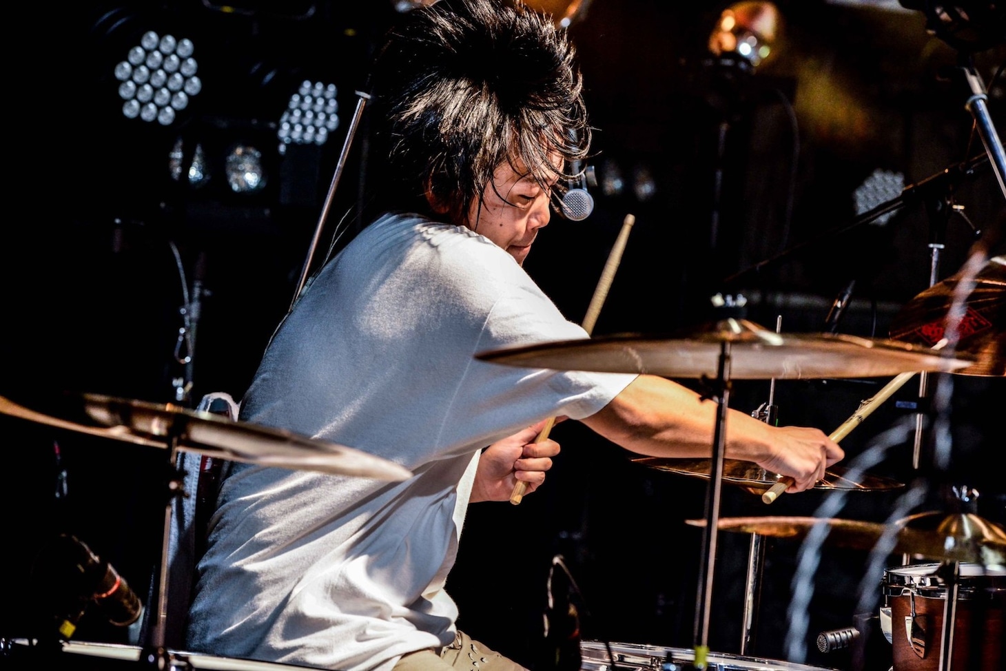 オグラユウタ（Dr, Cho）（Photo by RUI HASHIMOTO[SOUND SHOOTER]）