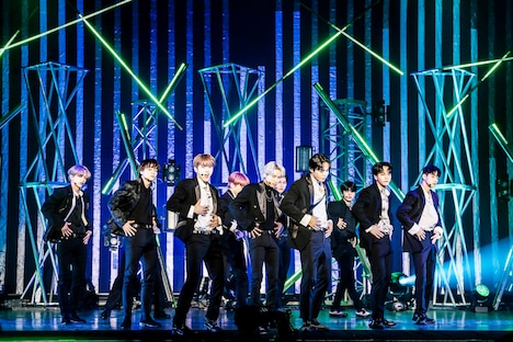 「JO1 1stアルバム『The STAR』リリース記念 ショーケースオンライン生配信イベント」の様子。