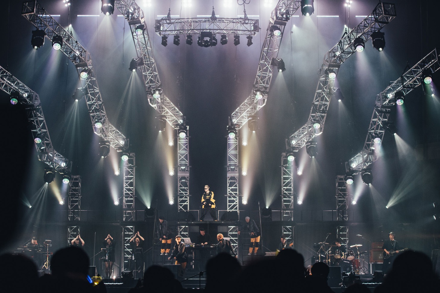 清水翔太の日本武道館ワンマン（13日公演）の様子。（photo by cherry chill will.）