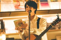 「五等分の花嫁」を猛プッシュする高田彪我。（撮影：鈴木友莉）