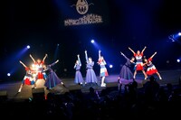 PARADISESとWAgg。（Photo by sotobayashi kenta）