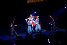 ア・アンズピア（WAgg）とPARADISES。（Photo by sotobayashi kenta）