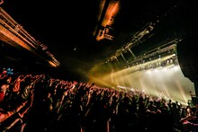 フジファブリックLIVE＆ONLINE「I FAB U FAB ME」の様子。（撮影：森好弘）