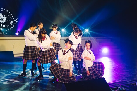 さくら学院（写真提供：アミューズ）