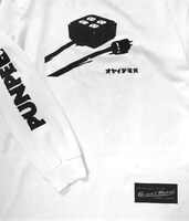 電源タップロングTシャツ