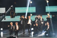 JO1（撮影：岸田哲平）